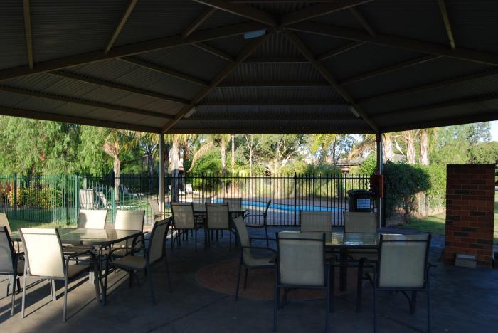 Sportslander Motor Inn Moama Exterior foto
