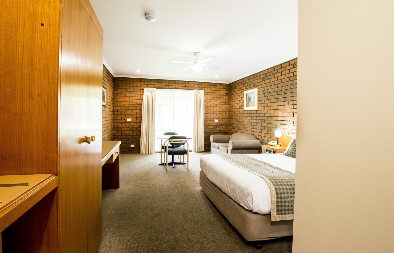 Sportslander Motor Inn Moama Exterior foto