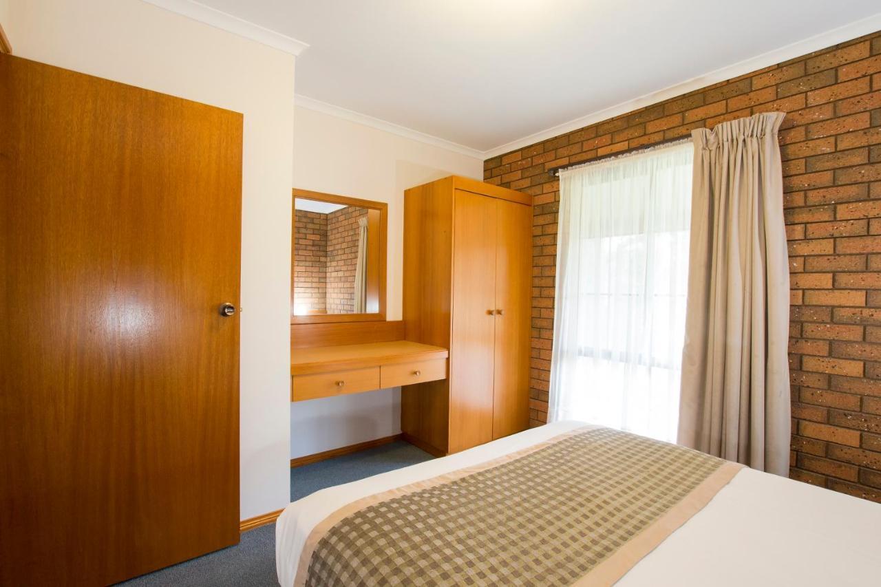 Sportslander Motor Inn Moama Exterior foto